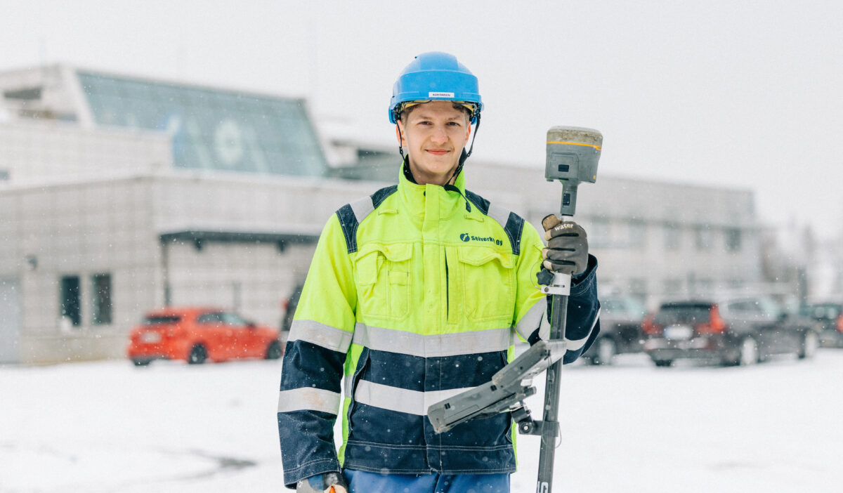 Sähköverkkoyhtiön työharjoittelija